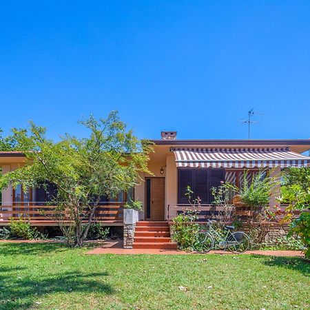 Holiday Home Donatella By Interhome Marina di Pietrasanta Eksteriør billede